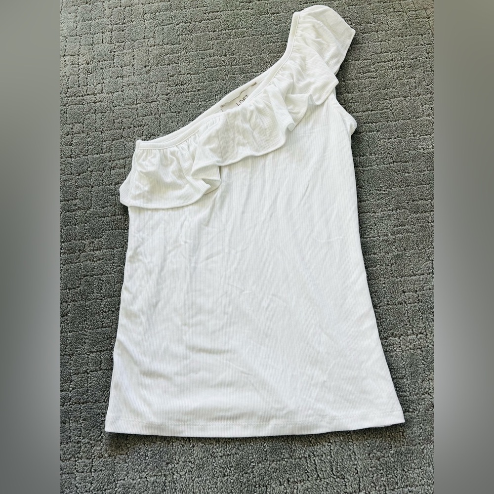 NWT Loft one shoulder ruffle tank, Size XS